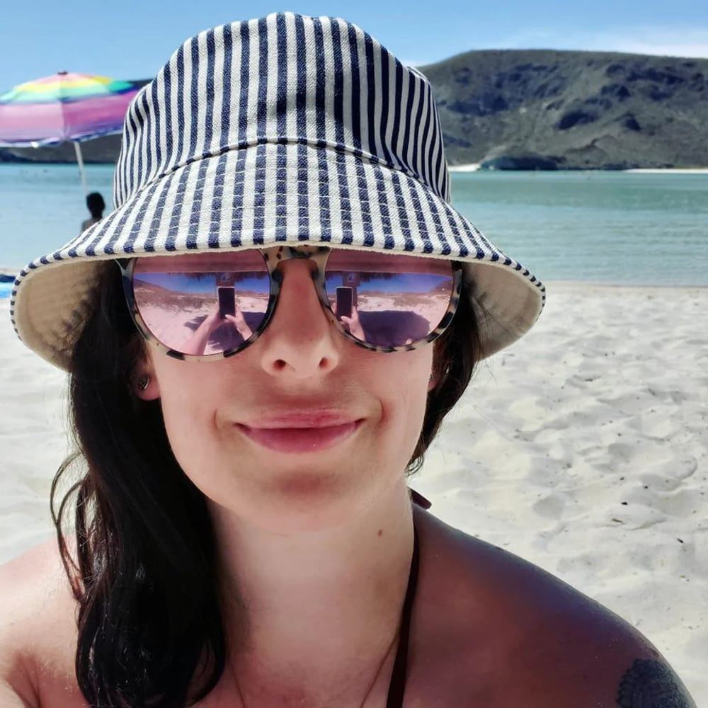 Meet your Posher, Jennifer